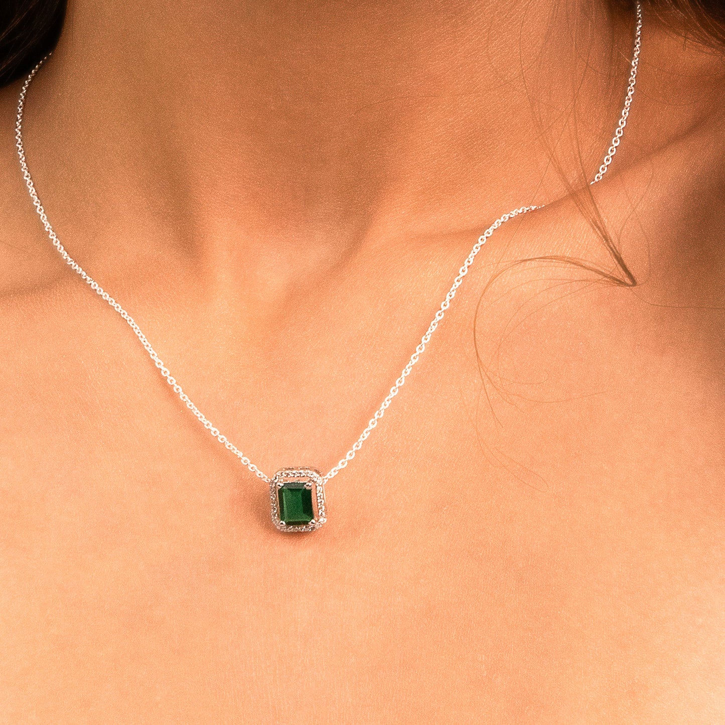 Jewellery Set: Emerald Necklace & Earrings - 925 Silver
