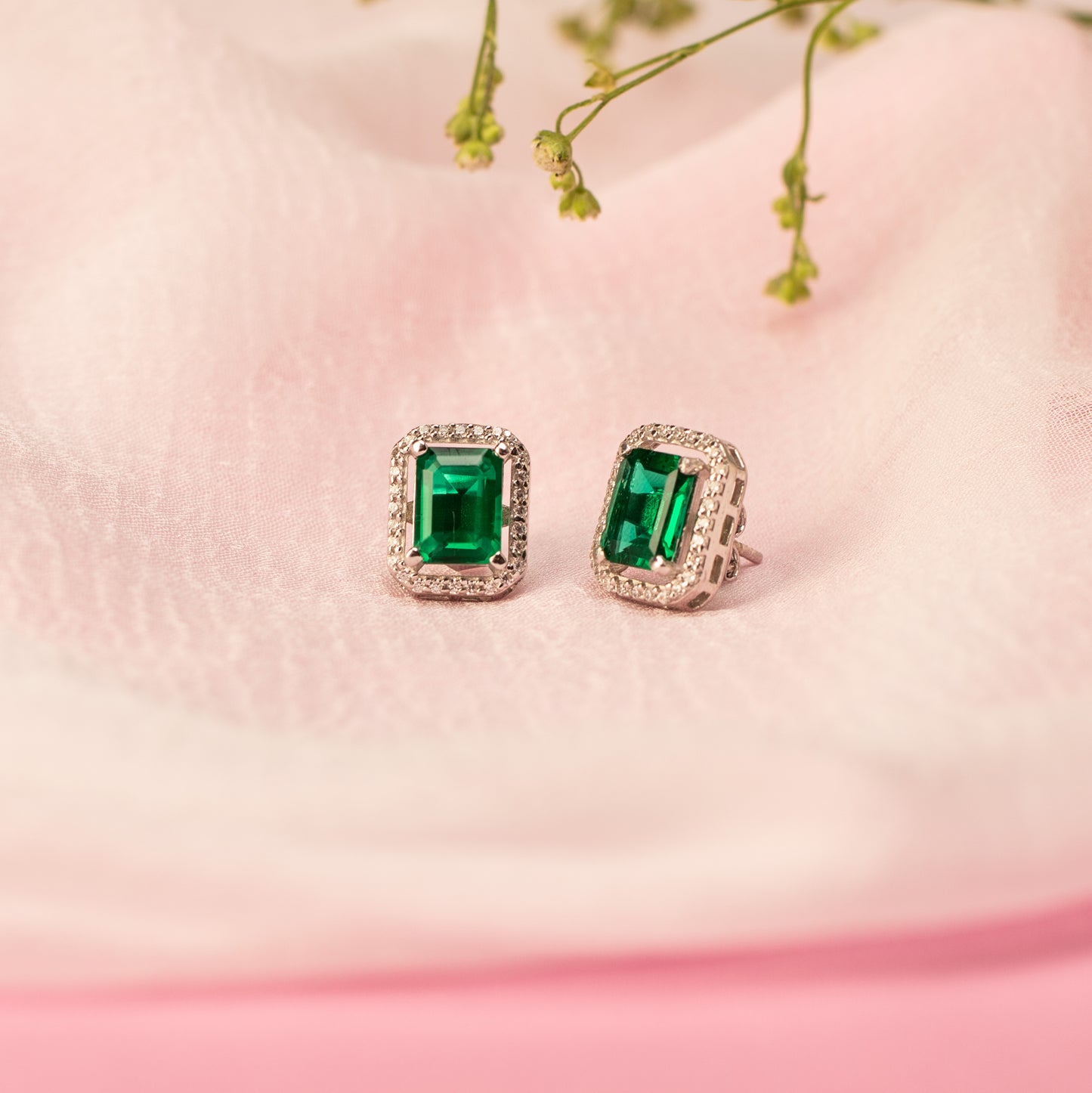 Jewellery Set: Emerald Necklace & Earrings - 925 Silver