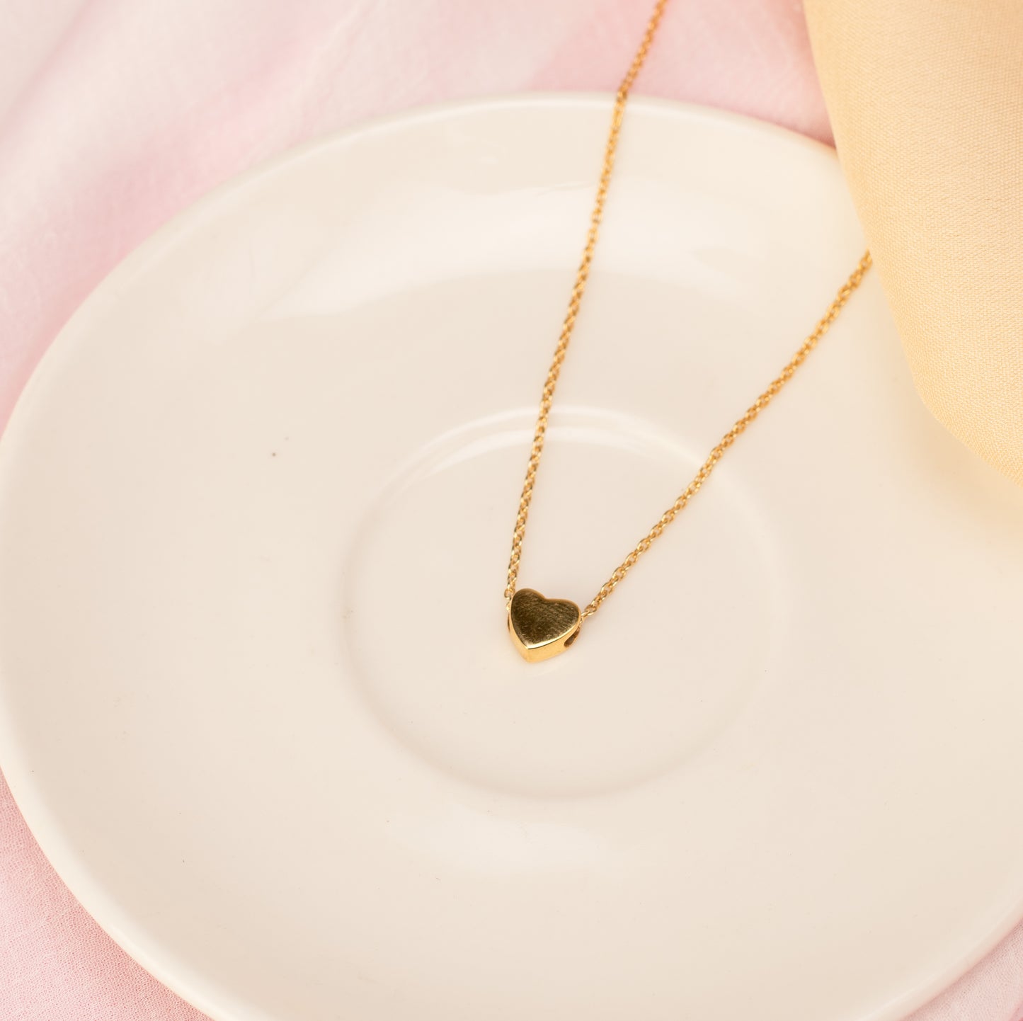Minimalistic Heart Necklace - 925 Silver