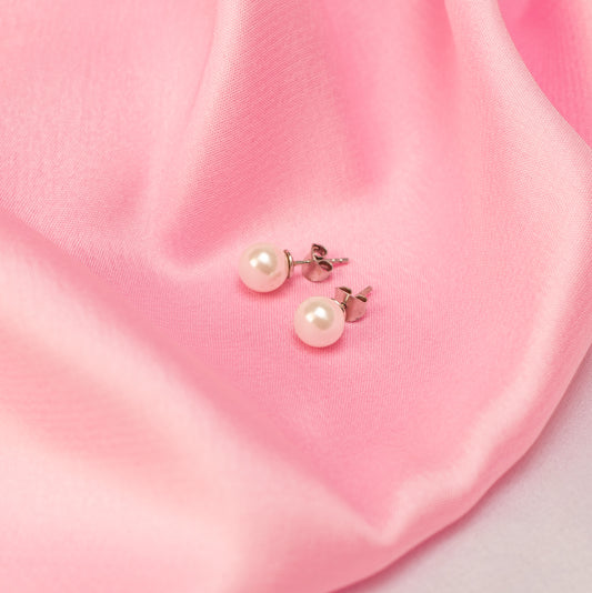 Classic Pearl Stud Earrings (6mm) - 925 Silver