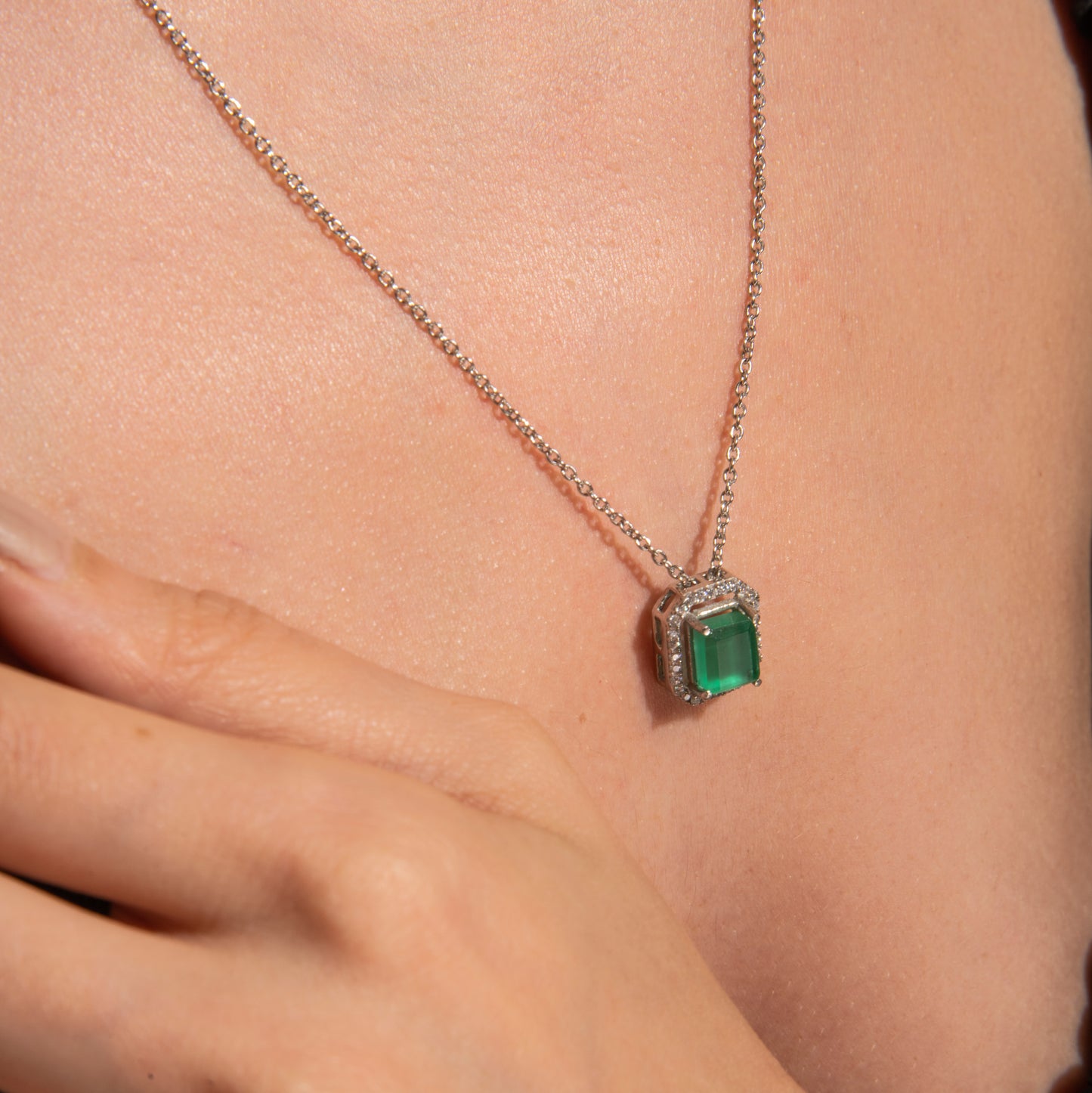 Sea Green Queen Necklace - Fine Silver
