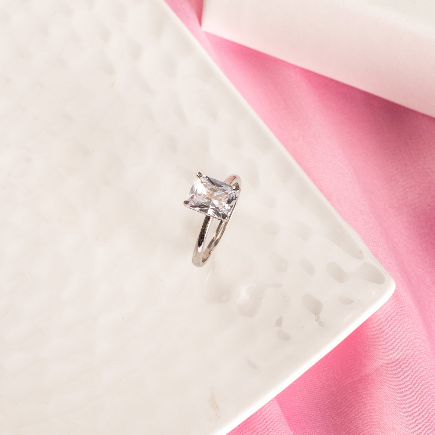 Radiant cut Diamond Ring - 925 Silver