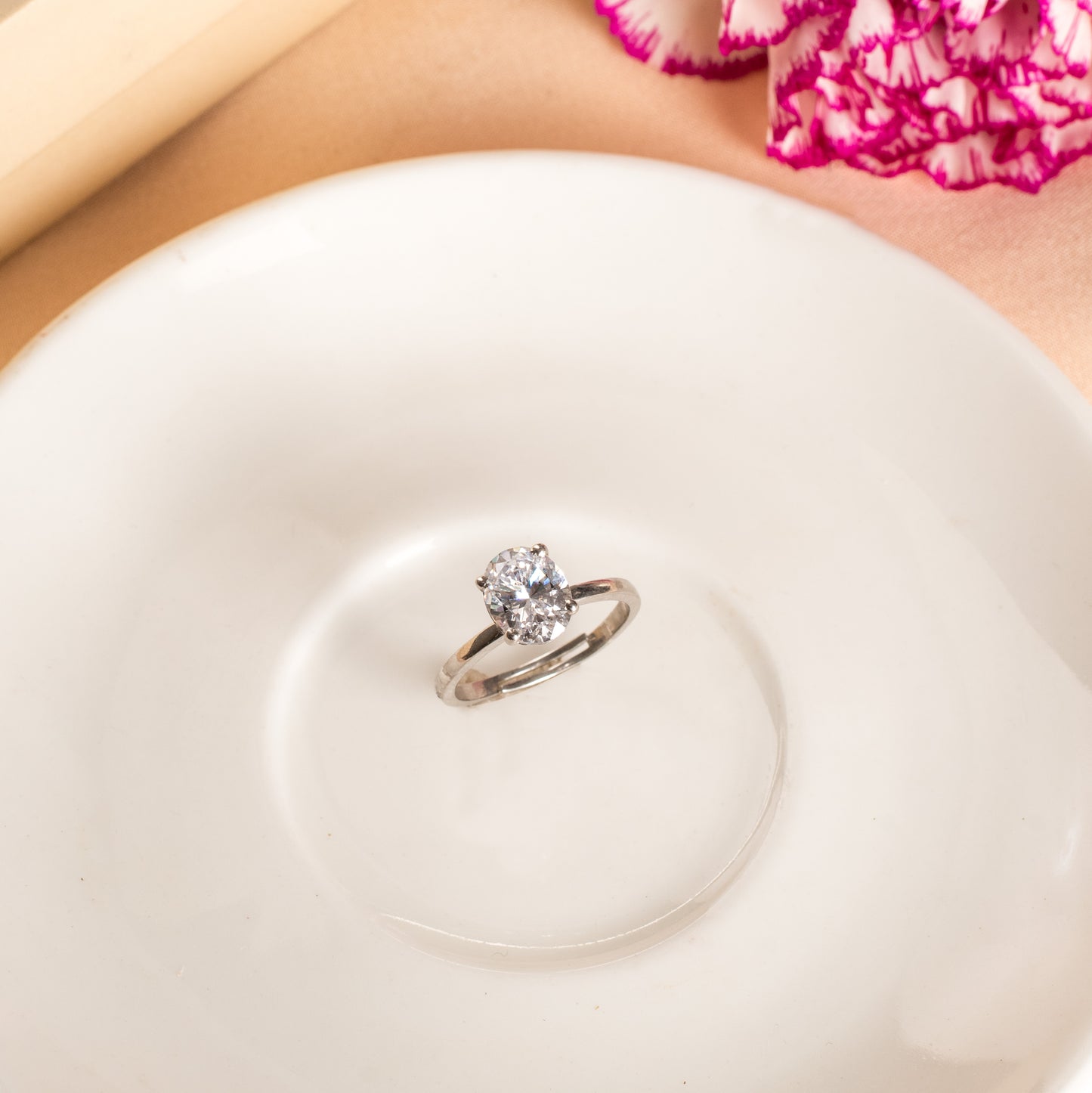 Oval cut Diamond Ring - 925 Silver