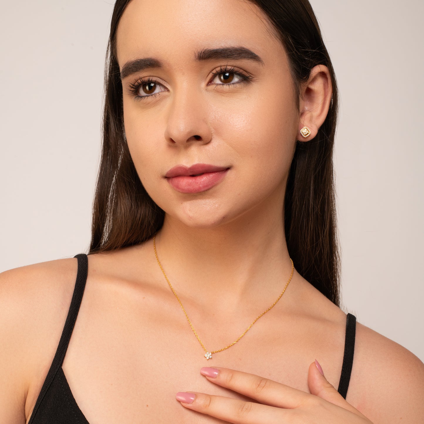 Sakshi's Classic Flower Necklace - Fine Silver